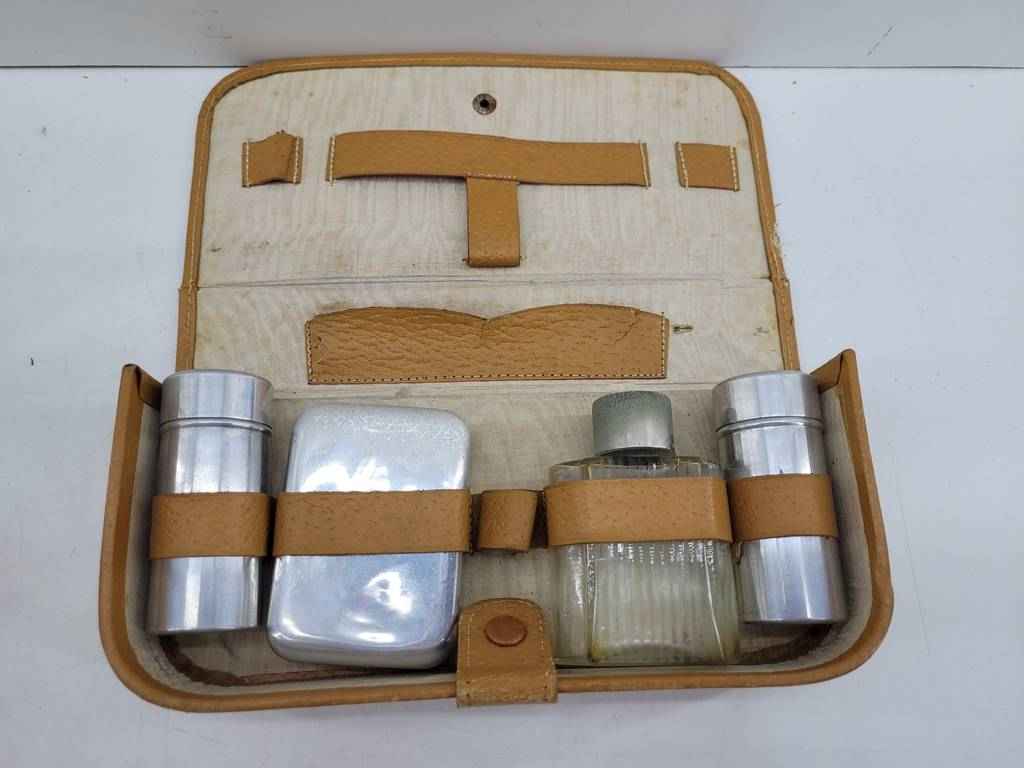 HV11993 SET DE CUIDADO PERSONAL