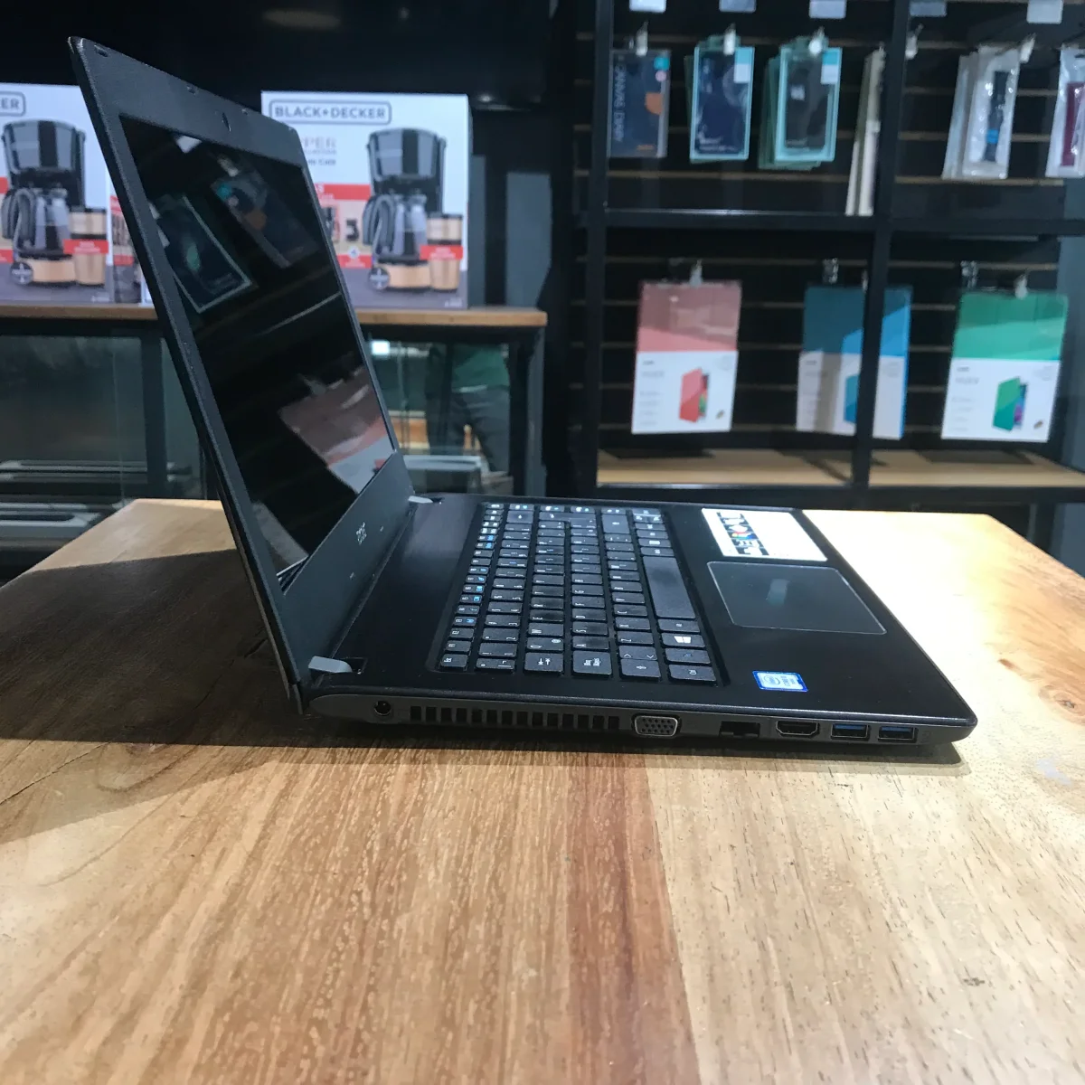 Acer Aspire E 14 (Producto Único) - Imagen 4